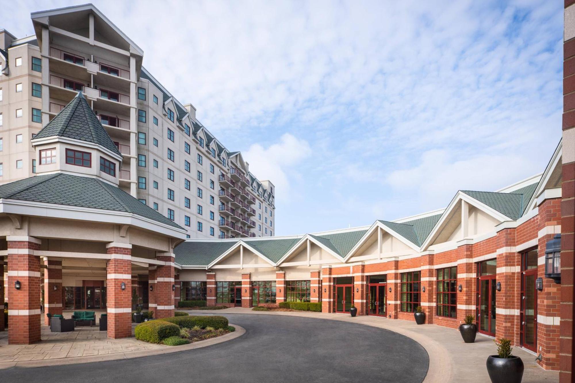 Renaissance Tulsa Hotel & Convention Center Exterior foto