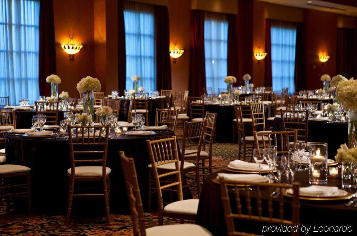Renaissance Tulsa Hotel & Convention Center Restaurante foto